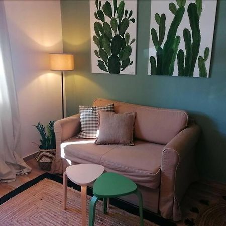 Appartamento Studio Apartman Cactus Zagabria Esterno foto